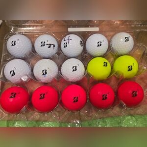 15 Bridgestone e12 Golf Balls in Pristine playing condition. White, Red, Yellow